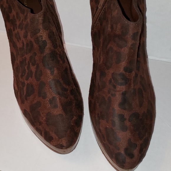 Delicious animal print ankle heels - Picture 5 of 9